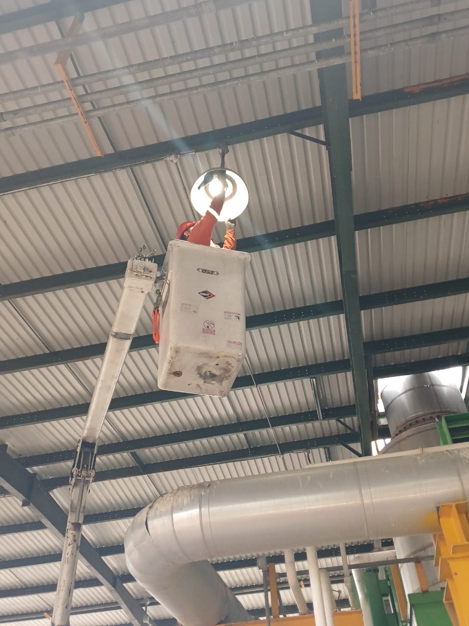 Cambio de luminaria interior